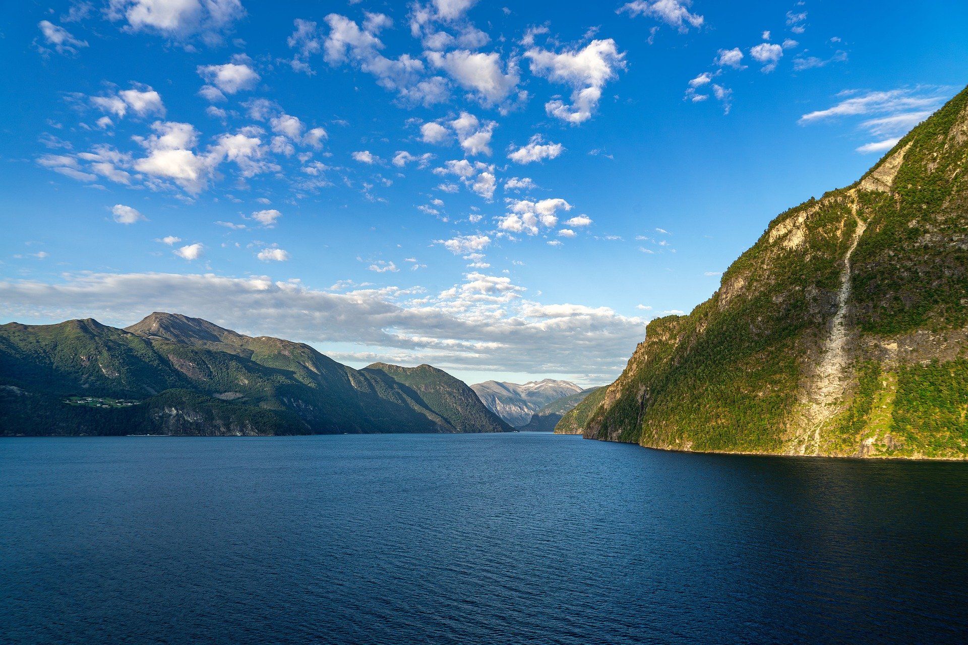 MSC Poesia krstarenje norveškim fjordovima - 2025.