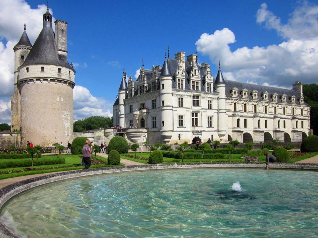 Dvorci i vrtovi Loire - ekskluzivni izleti Chambord, Chenonceau i Villandry- 2026.
