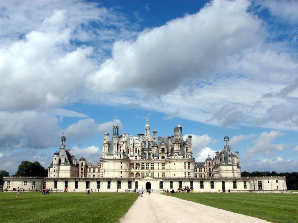 Dvorci i vrtovi Loire - ekskluzivni izleti Chambord, Chenonceau i Villandry- 2026.