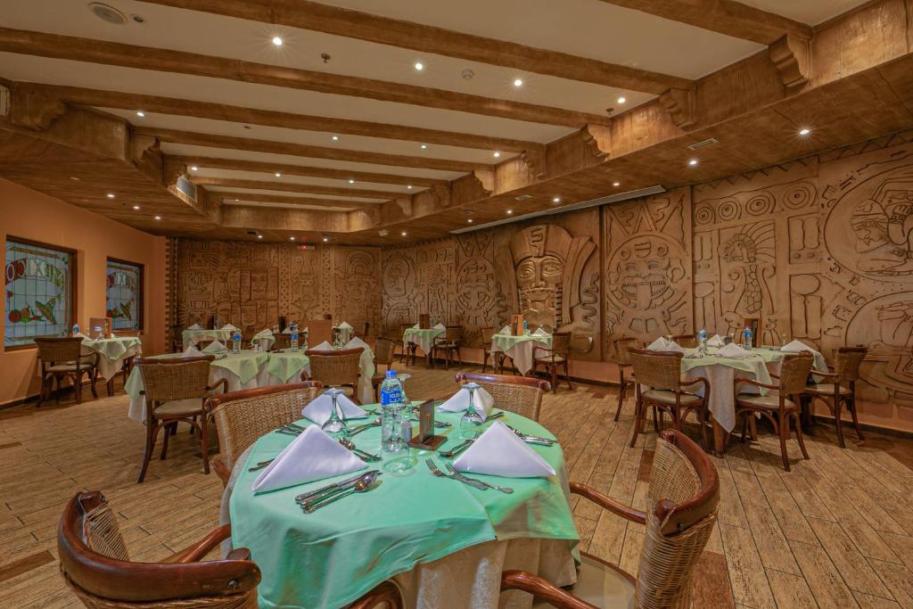 Titanic Palace 5*, Hurgada - direktni let iz Ljubljane